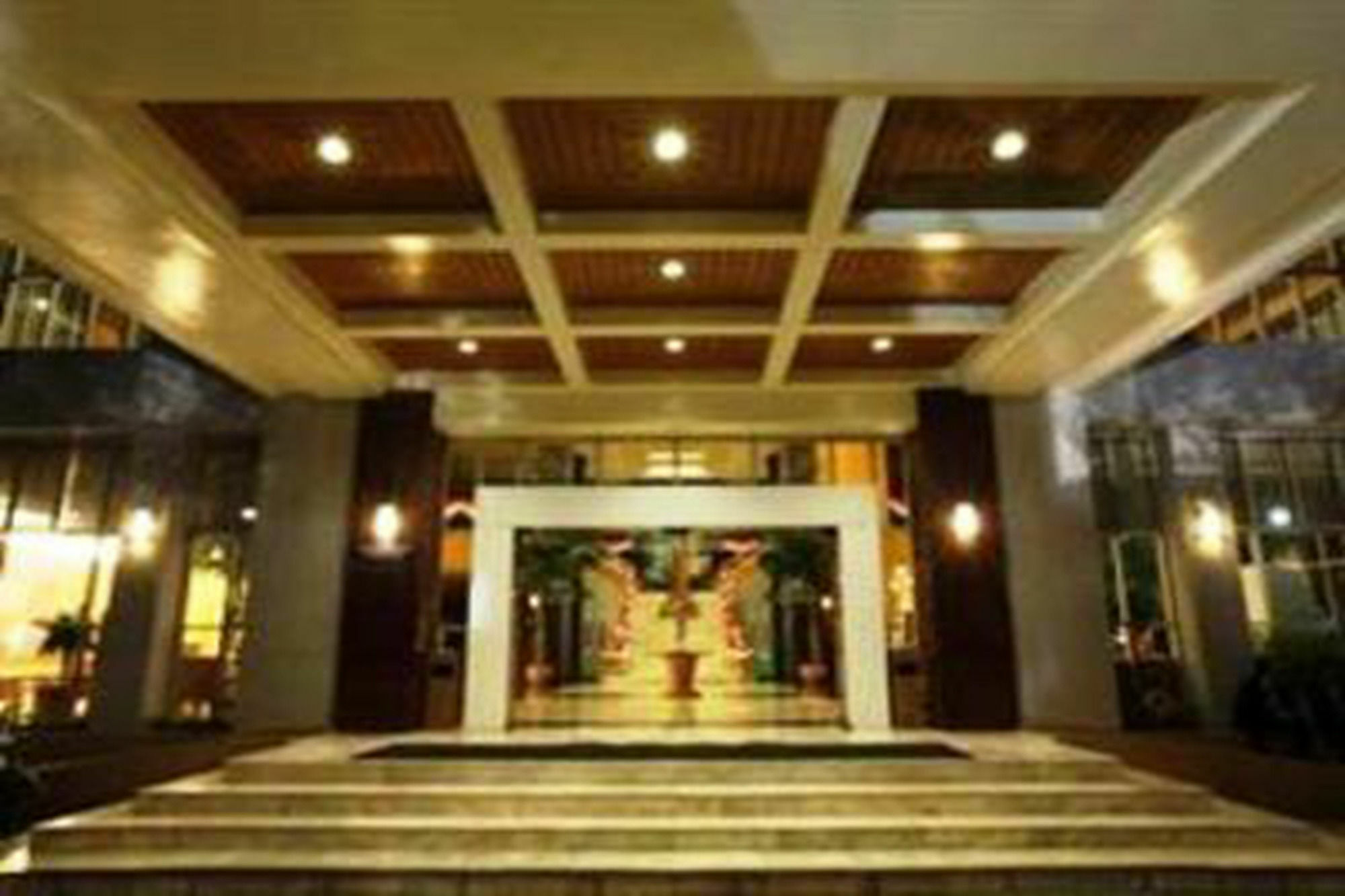 Diamond Plaza Hotel Surat Thani Eksteriør bilde